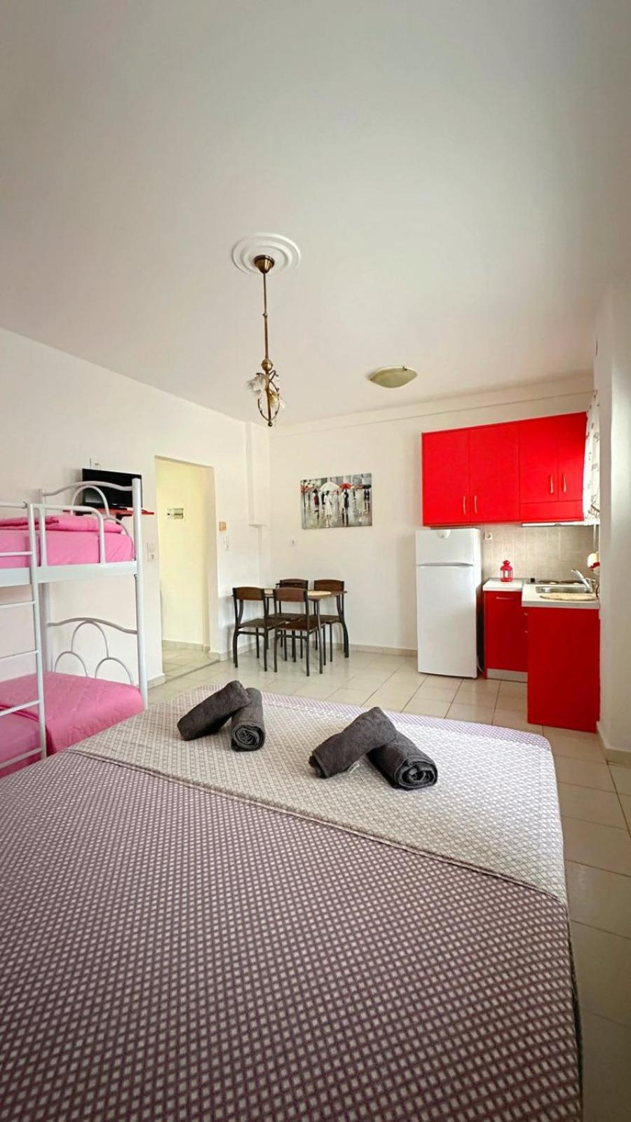 Elena Rooms-Apartments -B 艾斯普罗瓦塔 外观 照片